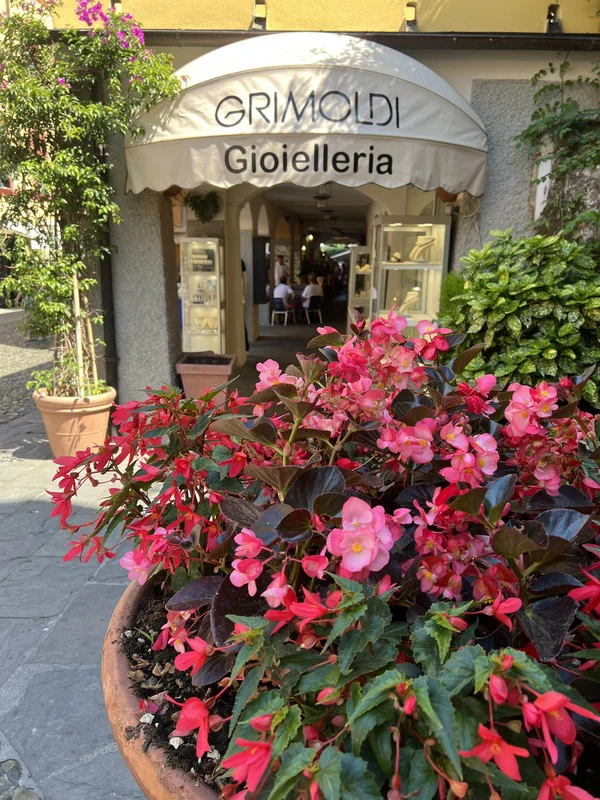 Boutique Grimoldi Portofino, Via Roma 39